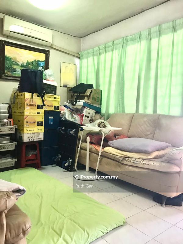 Rumah Teres 2-Tingkat untuk Dijual di Taman Mayang, Petaling Jaya oleh Ruth Gan - iProperty.com.my