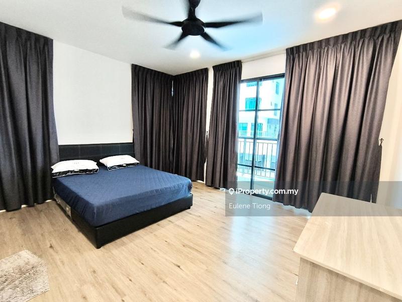 For Rent - Sapphire On The Park