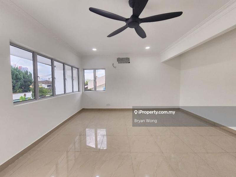Rumah Teres 2-Tingkat untuk Dijual di Damansara Jaya, Petaling Jaya oleh Bryan Wong - iProperty.com.my