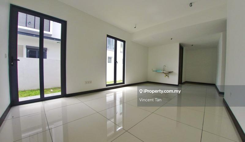 Rumah Berkembar untuk Dijual di Elmina, Shah Alam oleh Vincent Tan - iProperty.com.my