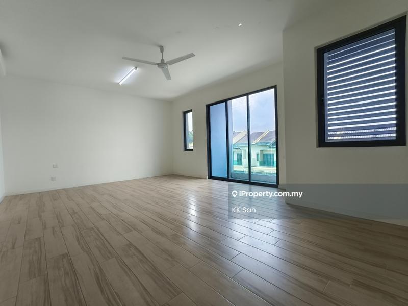 Rumah Berangkai 3 Tingkat untuk Dijual di Taman Seri Segar, Semenyih oleh KK Sah - iProperty.com.my