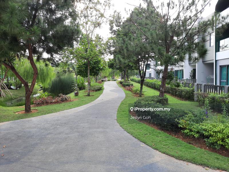 Rumah Berkembar untuk Dijual di Lepironia Gardens, Cyberjaya oleh Jeslyn Goh - iProperty.com.my
