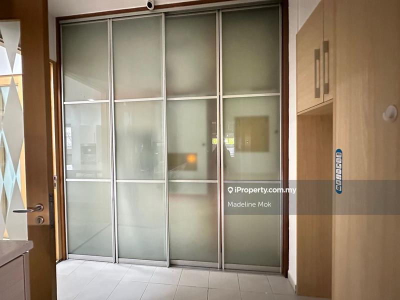 Bungalow House untuk Dijual di Damansara Idaman, Petaling Jaya oleh Madeline Mok - iProperty.com.my