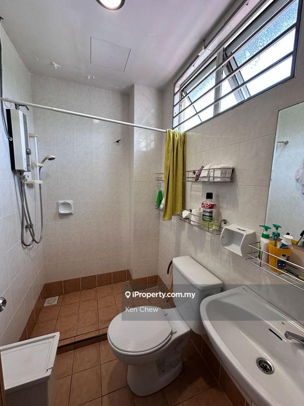 2.5-storey Terraced House for Sale in Taman Bukit Serdang, Seri Kembangan by Ken Chew - iProperty.com.my