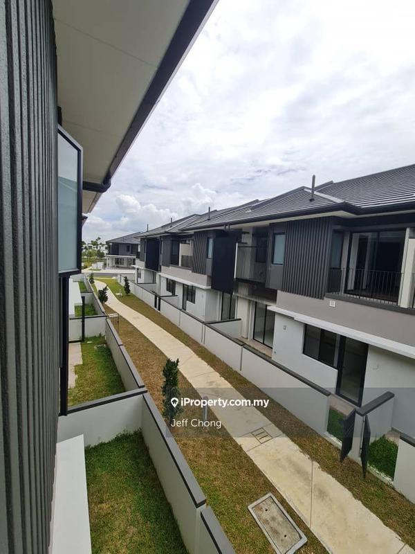 Rumah Berangkai 2 Tingkat untuk Dijual di Telok Panglima Garang, Selangor oleh Jeff Chong - iProperty.com.my