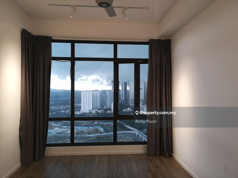 Service Residence for Sale in The Park Sky Residence by Ricky Poon - iProperty.com.my