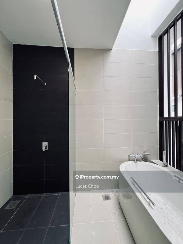 3.5-storey Terraced House for Sale in Embun Kemensah Courtyard Villa, Ulu Kelang by Lucas Choo - iProperty.com.my