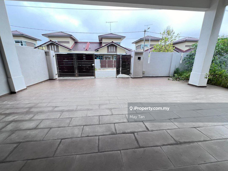 Rumah Berkembar untuk Dijual di Taman Kluang Perdana, Kluang oleh May Tan - iProperty.com.my