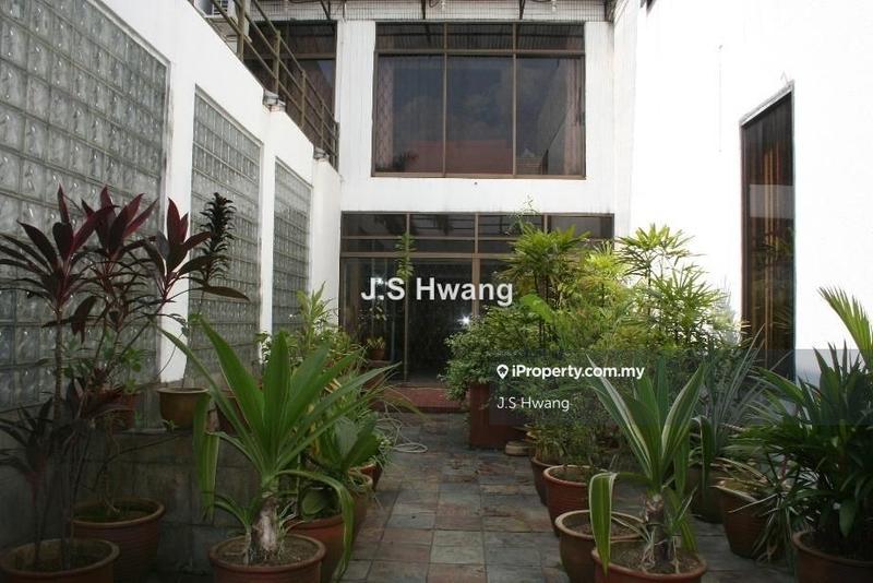 Bungalow House for Sale in Bukit Gasing, Petaling Jaya by J.S Hwang - iProperty.com.my