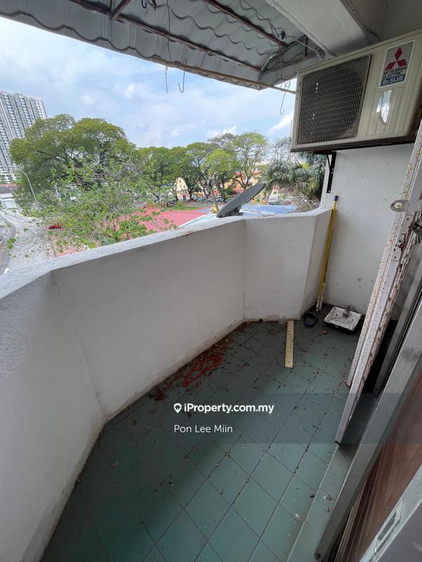 Apartment for Sale in Pangsapuri Seri Gembira by Pon Lee Miin - iProperty.com.my