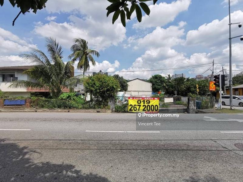 For Sale - 11400sf Corner Bungalow Lot Facing Main Road Segambut