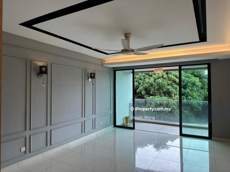 For Sale - Papillon Desahill Condominium