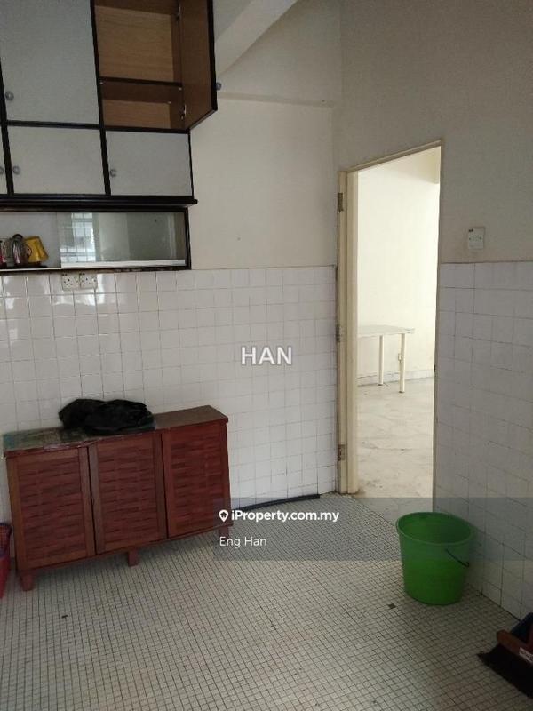 Rumah Pangsa untuk Dijual di Kuchai Entrepreneurs Park oleh Eng Han - iProperty.com.my