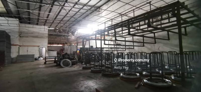 For Sale - 1 Storey Warehouse @ Taman Industri Waja