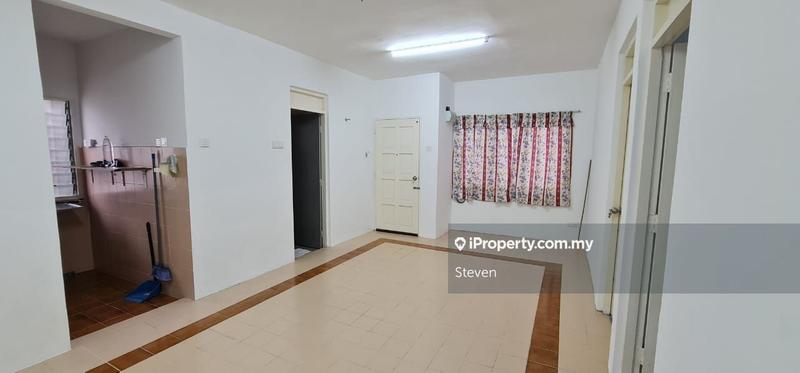 For Sale - Glen Court