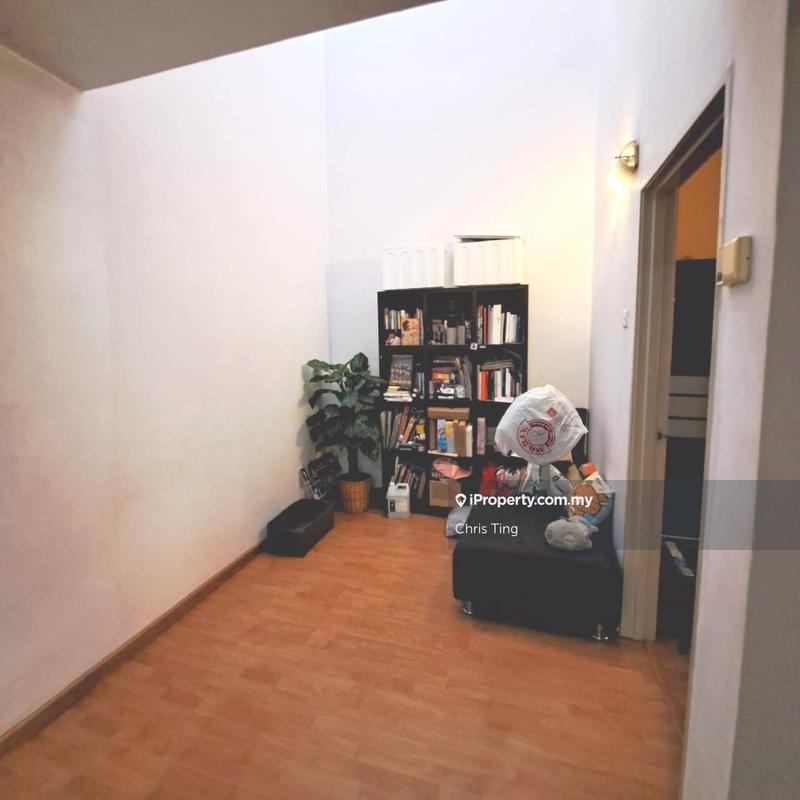 Semi-Detached House for Sale in Saujana Puchong, Puchong by Chris Ting - iProperty.com.my