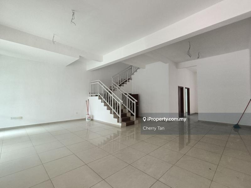 Rumah Berangkai 2 Tingkat untuk Dijual di 24x75 Big 2 Storey Taman Saujana Tehel Bukit Katil, Bukit Katil oleh Cherry Tan - iProperty.com.my