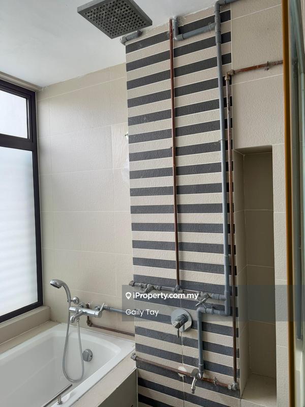 Rumah Berangkai 3 Tingkat untuk Disewa di Symphony Hills, Cyberjaya oleh Gaily - Bathroom - iProperty.com.my