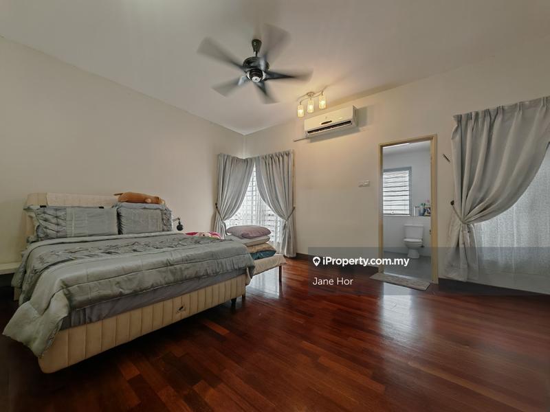 Townhouse for Sale in 16 Sierra, Puchong by Jane Hor - iProperty.com.my