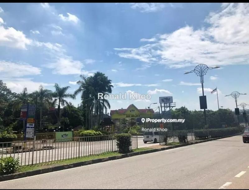Tanah Komersial untuk Dijual di Ayer Keroh, Melaka oleh Ronald Khoo - iProperty.com.my