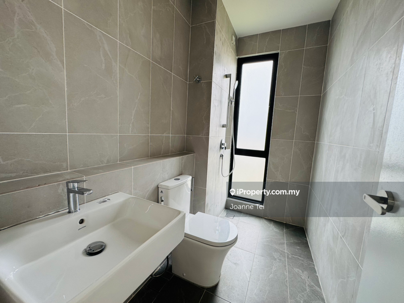 Rumah Berkembar untuk Dijual di 3 storey SemiD Sejati Residence, Cyberjaya oleh Joanne Tei - iProperty.com.my