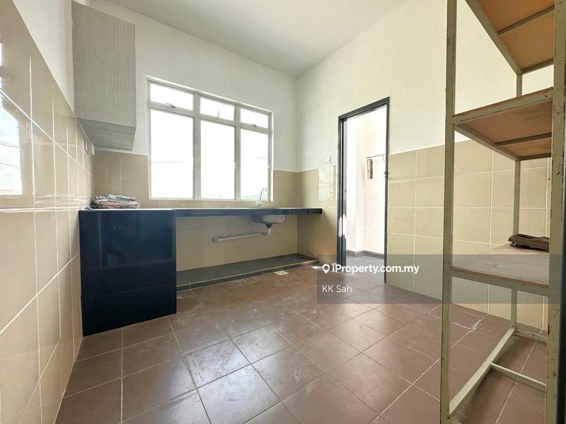 Townhouse for Sale in Taman Semenyih Mewah, Semenyih by KK Sah - iProperty.com.my