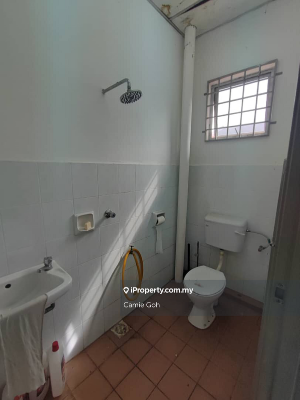 Shop / Office untuk Dijual di Cheng, Melaka oleh Camie Goh - iProperty.com.my