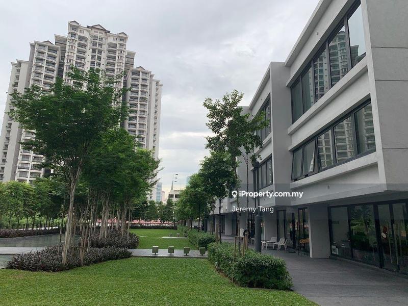 For Sale - The Hub SS2