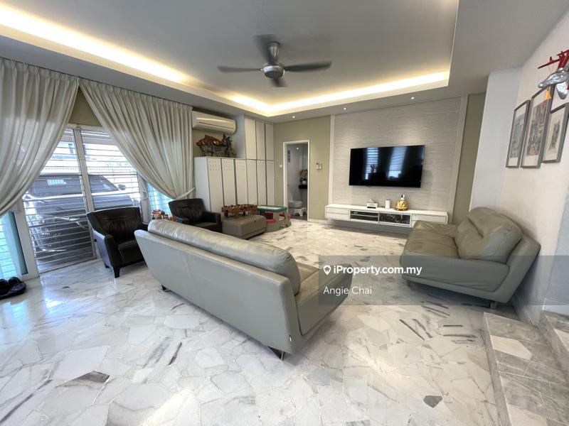 Rumah Berkembar untuk Dijual di SS 21, Damansara Utama, Petaling Jaya oleh Angie Chai - iProperty.com.my
