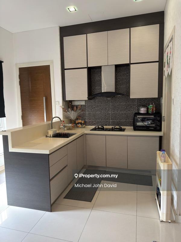 Rumah Bandar untuk Disewa di Taman Melawati, Ulu Kelang oleh Micheal JD - Kitchen - iProperty.com.my