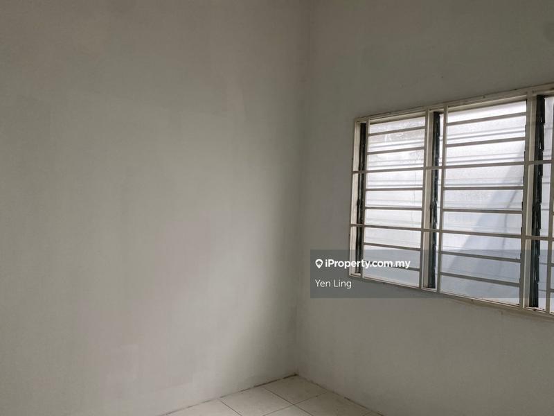 Townhouse for Sale in Bandar Saujana Putra, Tanjong Duabelas by Yen Ling - iProperty.com.my