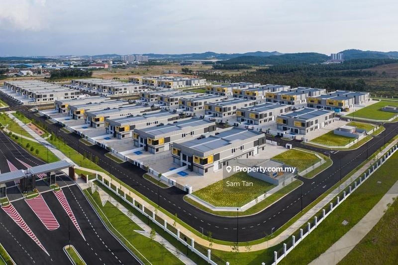 For Sale - CORNER Semi D, Eco Business Park V, Puncak Alam, Elmina, Sungai Buloh