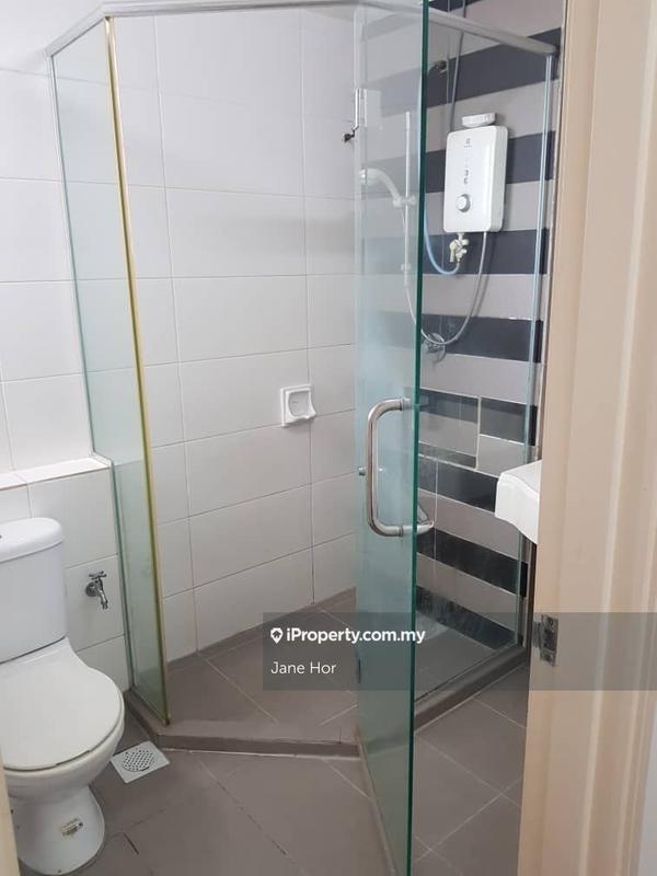 Townhouse for Sale in Puchong, Selangor by Jane Hor - iProperty.com.my