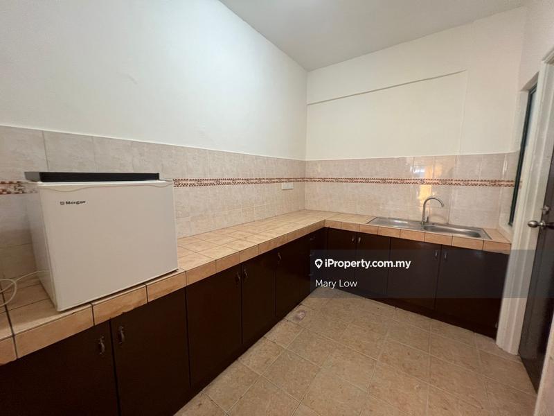 Service Residence for Rent in Gold Coast Malacca International Resort by Mary Low - iProperty.com.my