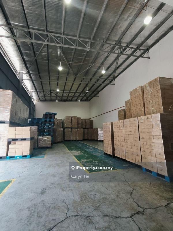 For Sale - Kempas Utama ( Light Industry ) 1.5 Storey Cluster Factory