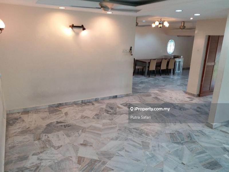 Rumah Berkembar untuk Dijual di Seksyen 9, Shah Alam oleh Putra Safari - iProperty.com.my