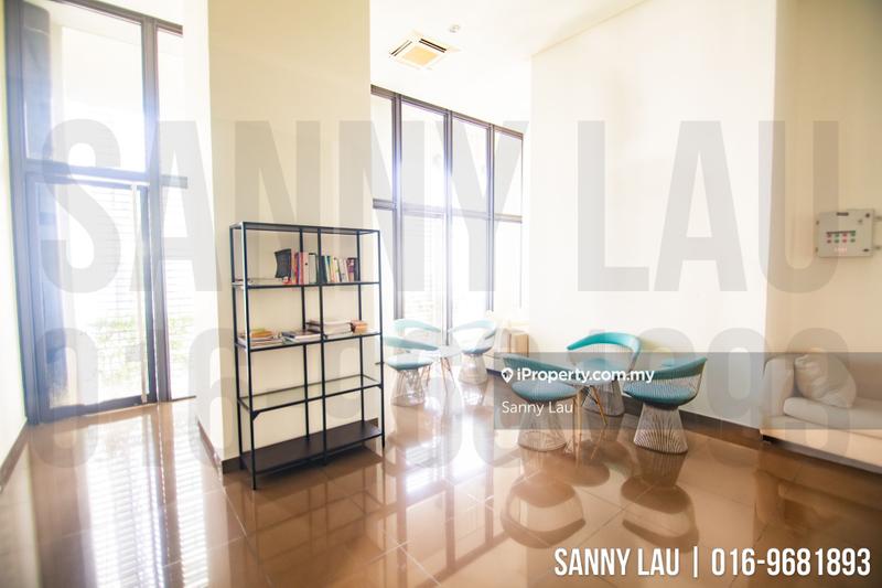 For Sale - 6 CapSquare