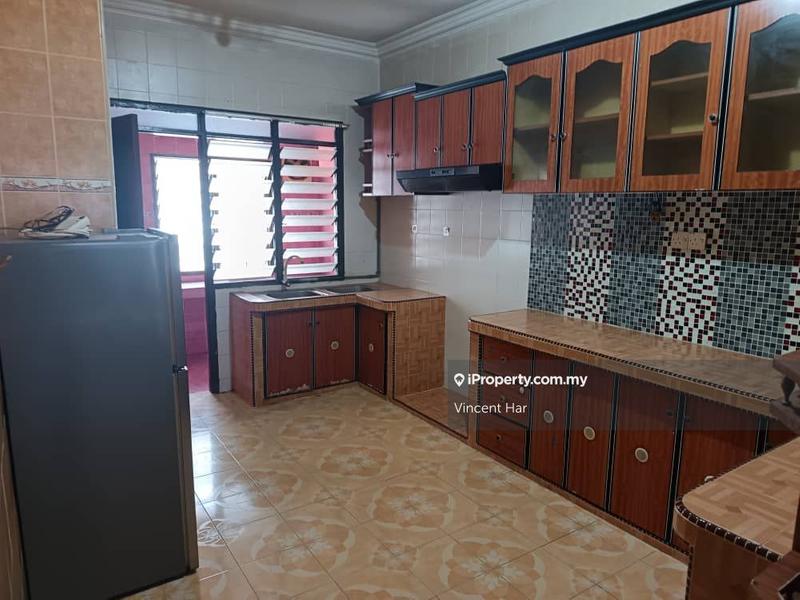 Rumah Berangkai 2 Tingkat untuk Dijual di Taman Samudera, Seri Manjung oleh Vincent Har - iProperty.com.my