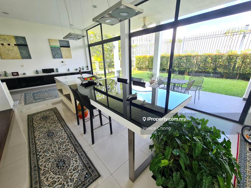 Bungalow House for Sale in Mines Resort City, Seri Kembangan by Venice Chong - iProperty.com.my