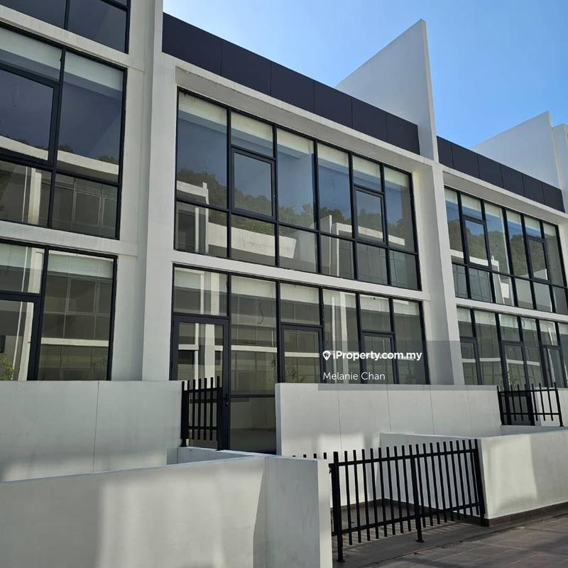 4-storey Terraced House for Sale in Empire Residence, Damansara Perdana by Melanie Chan - iProperty.com.my