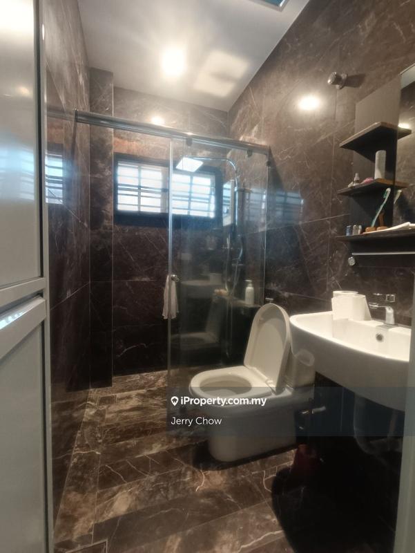 Semi-Detached House for Sale in Taman Pinji Indah, Ipoh by Jerry Chow - iProperty.com.my