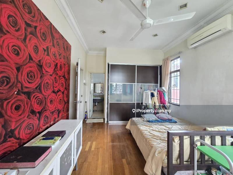 Bungalow House untuk Dijual di Kelana Jaya, Petaling Jaya oleh Michael Lam - iProperty.com.my