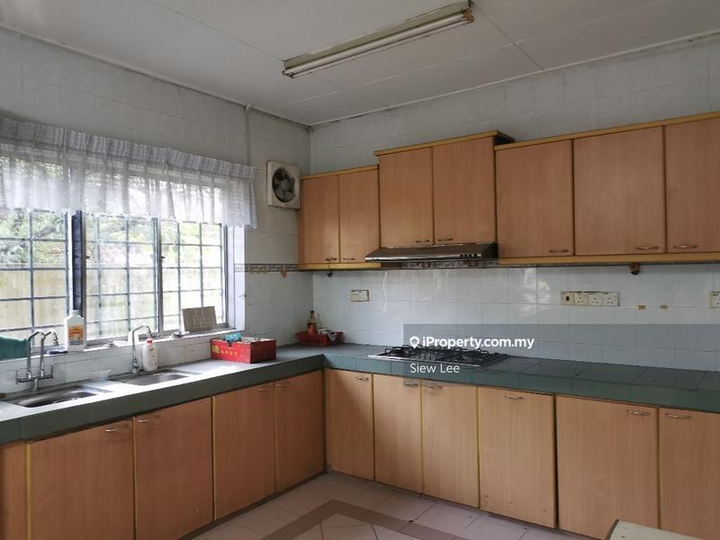 Bungalow House for Sale in Saujana Akasia, Sungai Buloh by Siew Lee - iProperty.com.my