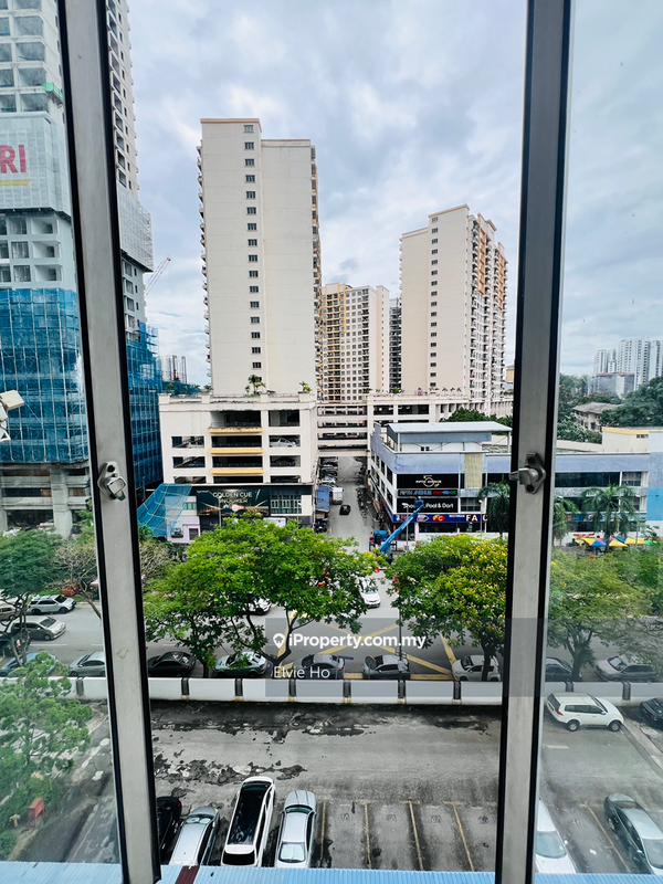 Kondominium untuk Dijual di De Tropicana oleh Elvie Ho - iProperty.com.my