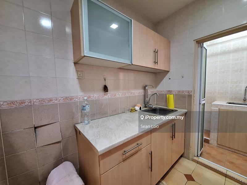 For Sale - Ketumbar Hill