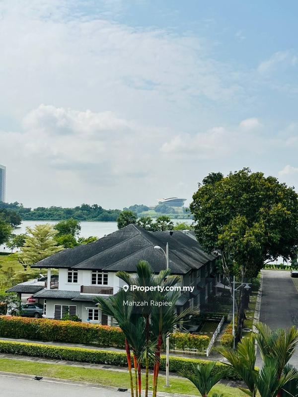 Bungalow House for Sale in Perdana Lakeview East, Cyberjaya by Mahzah Rapiee - iProperty.com.my