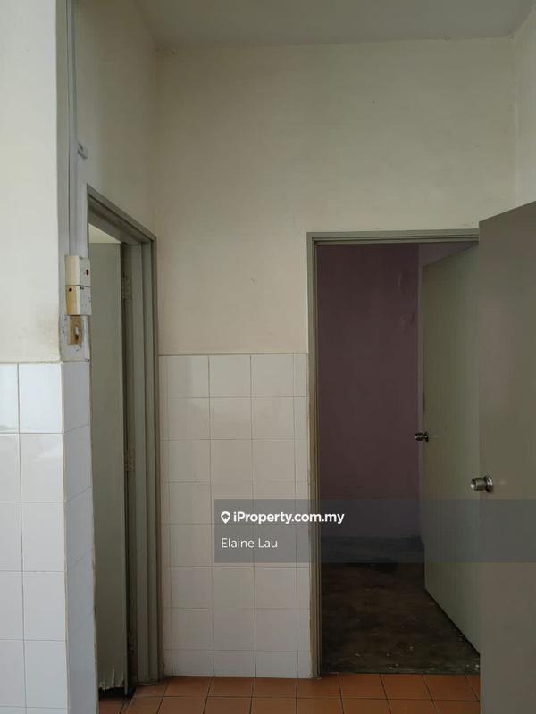 Rumah Berangkai 2 Tingkat untuk Dijual di Saujana Puchong, Puchong oleh Elaine Lau - iProperty.com.my