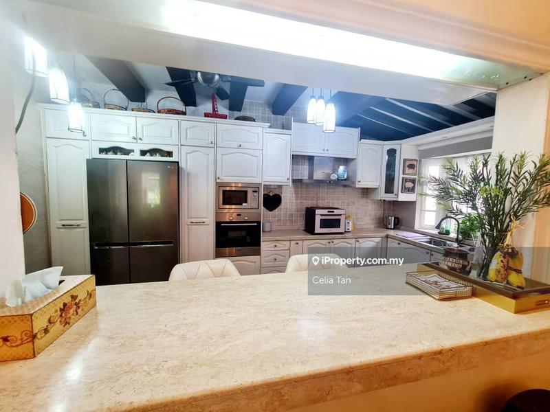 Rumah Berangkai 2 Tingkat untuk Dijual di Usj 11, Subang Jaya oleh Celia Tan - iProperty.com.my