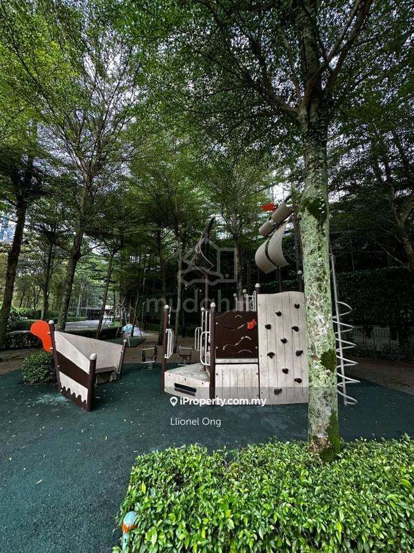 For Sale - Riana Green East