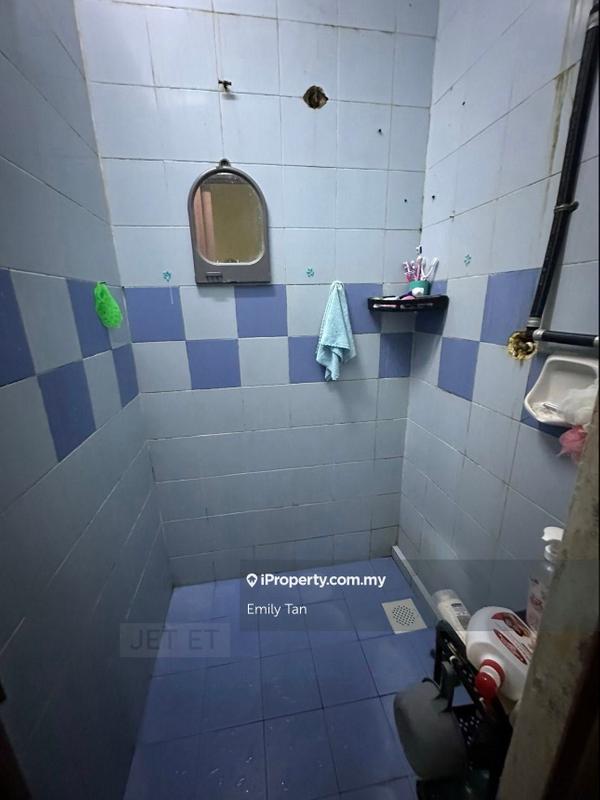 Kedai-Pejabat untuk Dijual di Seksyen 36, Shah Alam oleh Emily Tan - iProperty.com.my